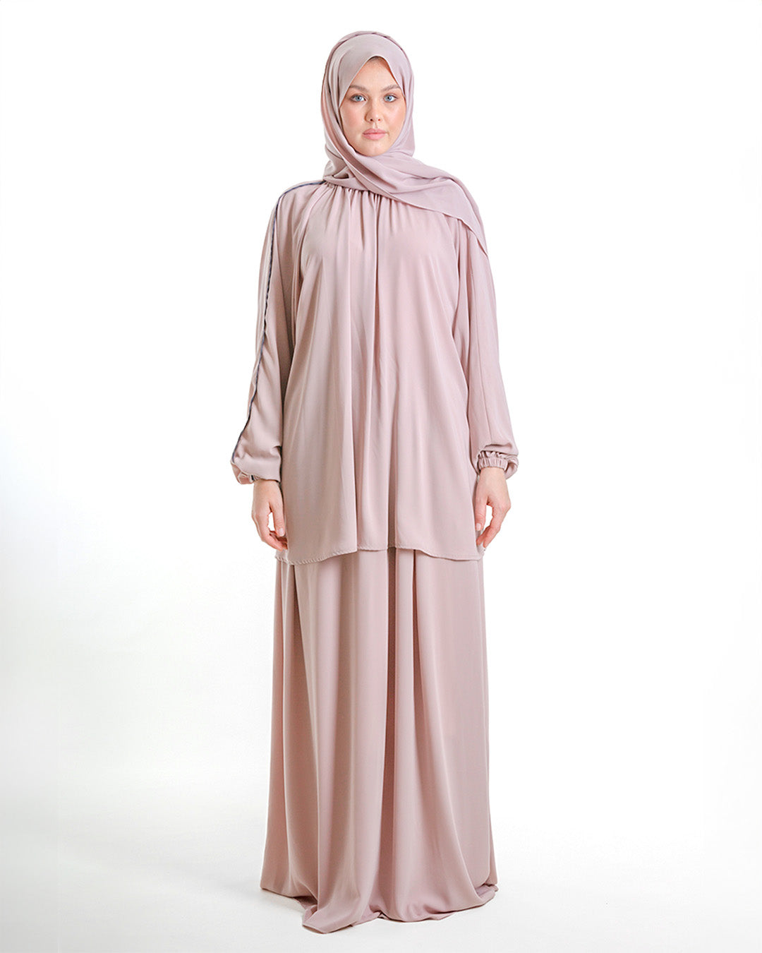 Nuqta Two-Piece
